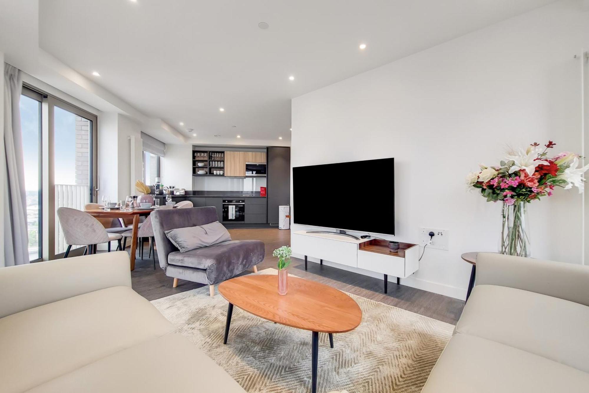 Deluxe Three Bedroom Apartment By London Excel Stays Ngoại thất bức ảnh